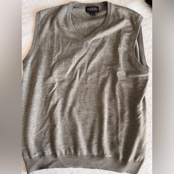 100% Merino Wool Vest - Picture 1 of 4